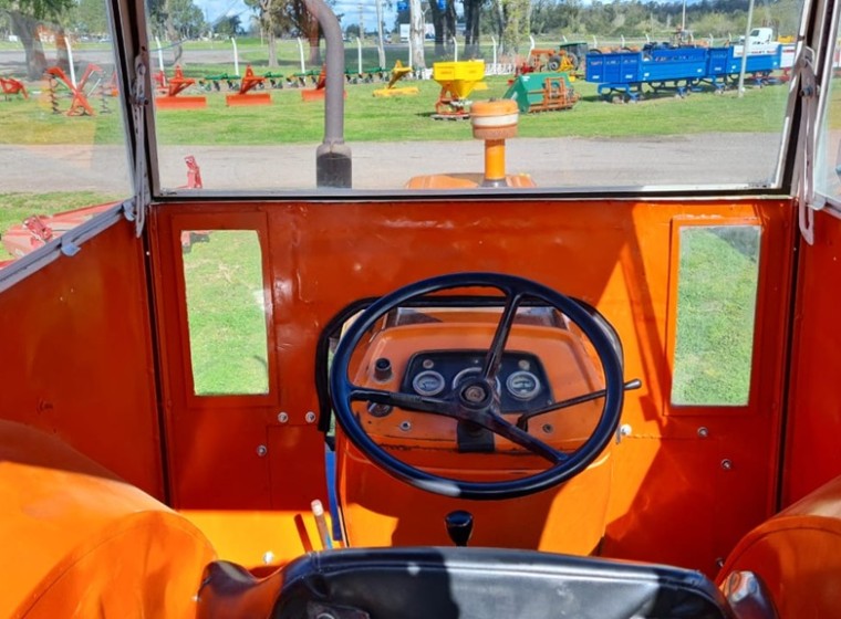 Tractor Fiat 800E, año 1980