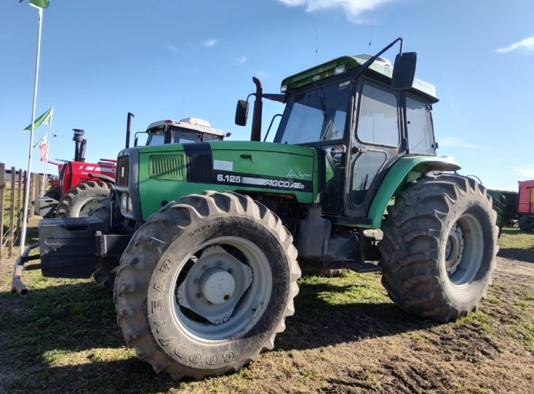 Tractor Agco Allis 6.125, año 2005