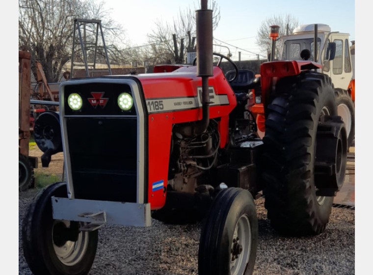 Tractor Massey Ferguson 1185, año 1989