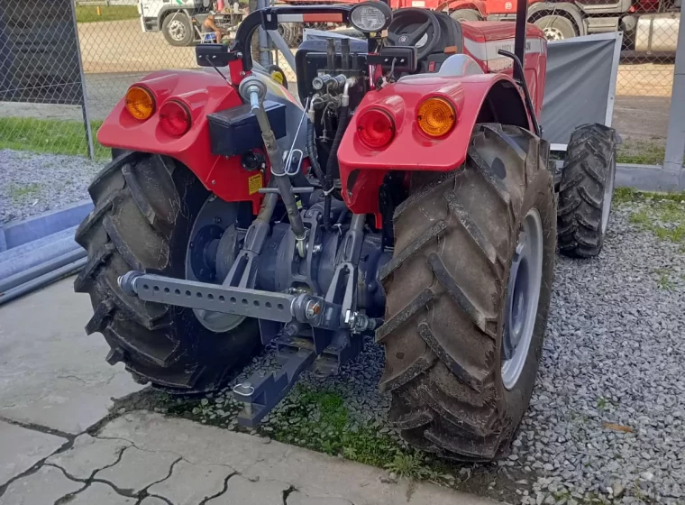 Tractor Massey Ferguson 3308 xtra, año 0