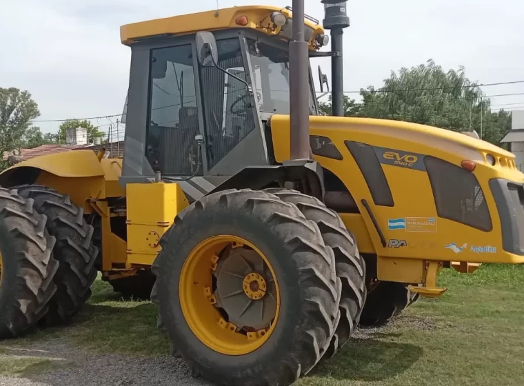 Tractor Pauny EVO 540 C, año 2012