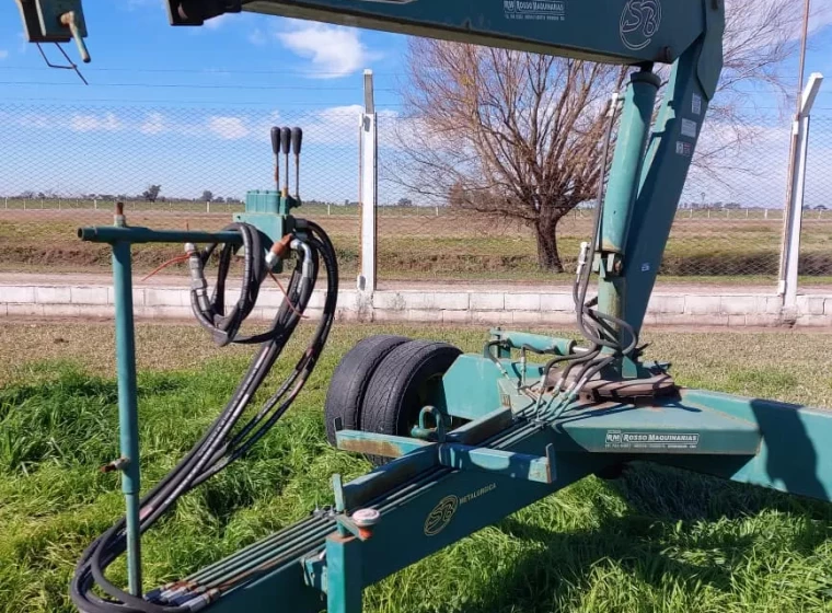 Grúa hidráulica SB Metalurgica 3 movimiento, año 0
