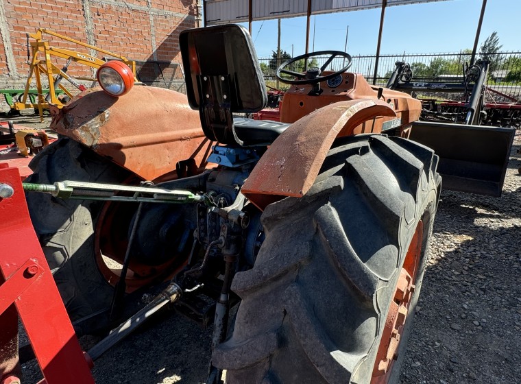 Tractor Kubota L295, año 1