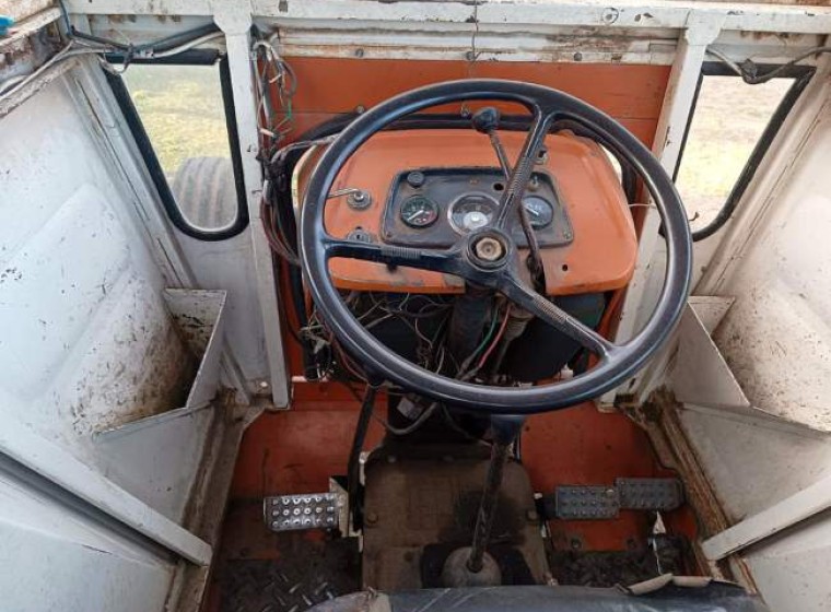 Tractor Fiat 900 E, año 1