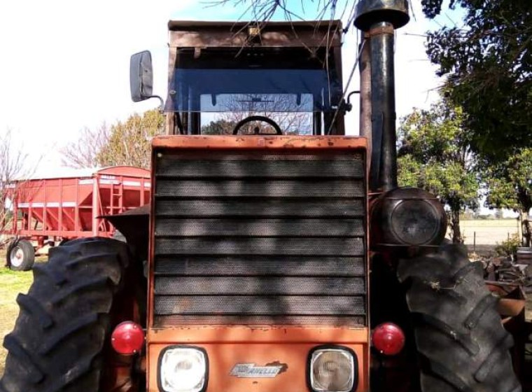 Tractor Zanello 4200, año 1
