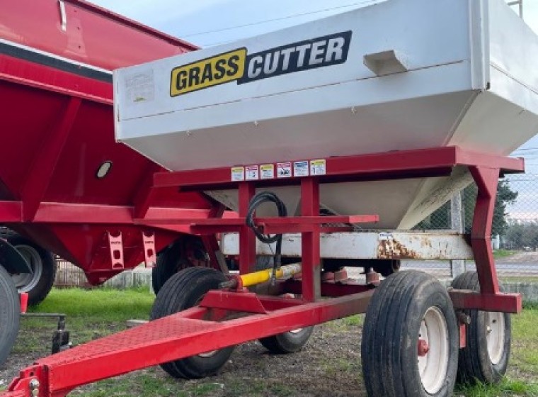 Fertilizadora Grass-Cutter 3500 lts, año 1