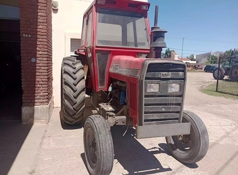 Tractor Massey Ferguson 1185, año 1990