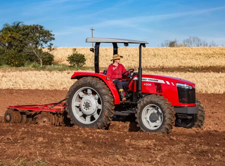 Tractor Massey Ferguson 4307, año 0