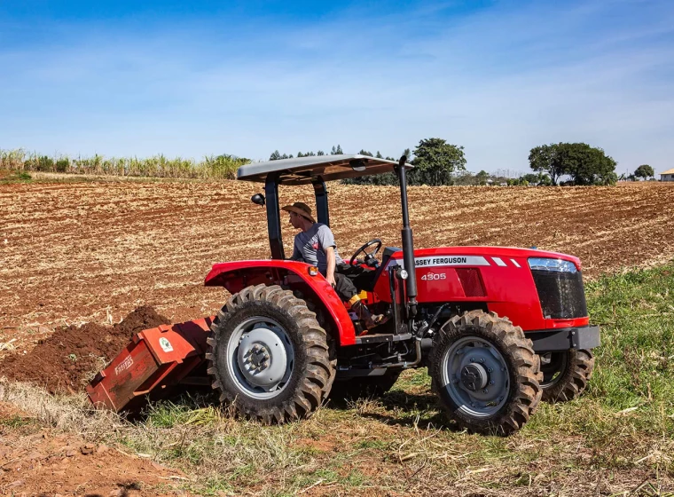 Tractor Massey Ferguson 4307, año 0