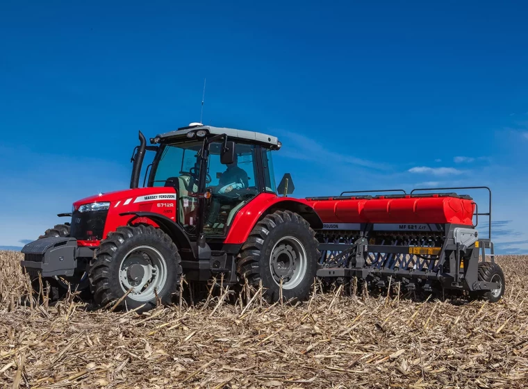 Tractor Massey Ferguson 6712R, año 0