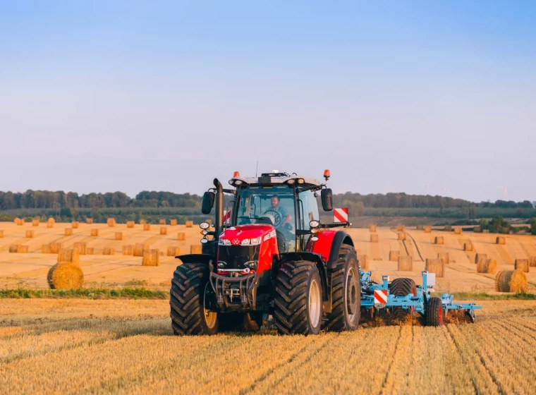 Tractor Massey Ferguson 8730, año 0