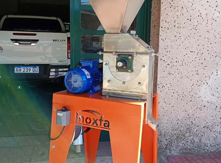 Moledora Inoxfa 1000kg, año 0