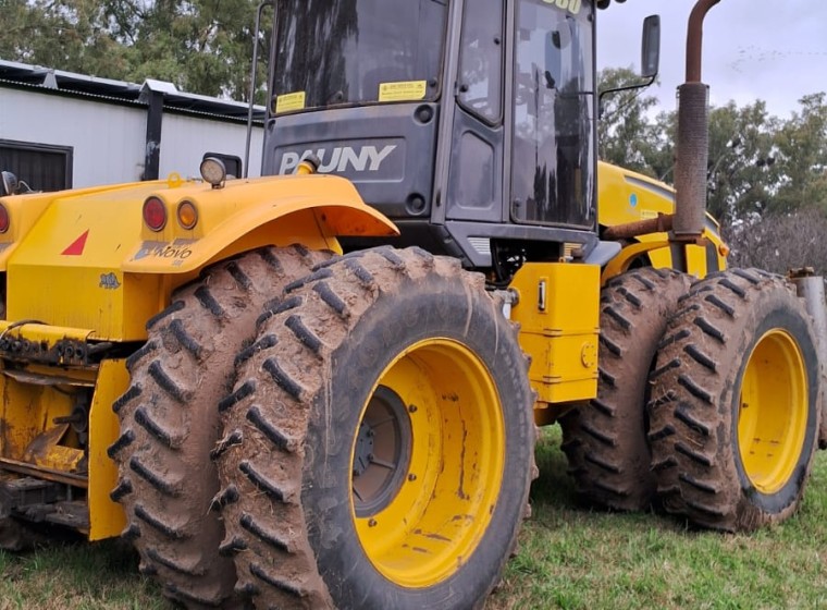 Tractor Pauny 580 Novo, año 2023