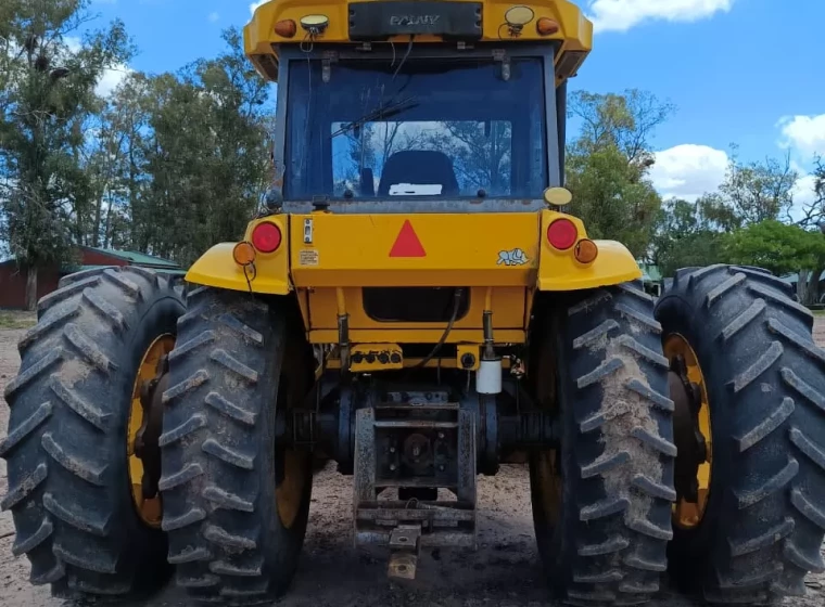 Tractor Pauny EVO 250 A, año 2016