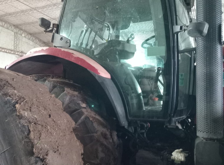 Tractor Case Puma 205, año 1