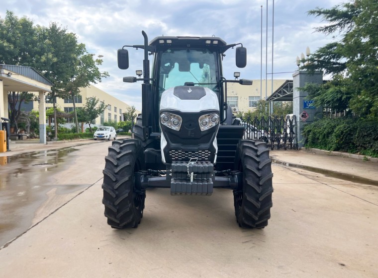 Tractor Bronco 1004, año 0