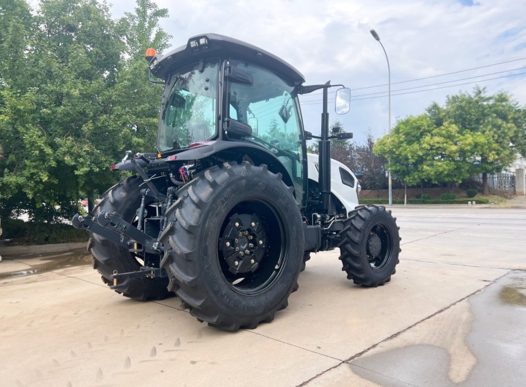 Tractor Bronco 1004, año 0
