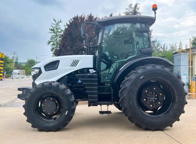 Tractor Bronco 1004, año 0