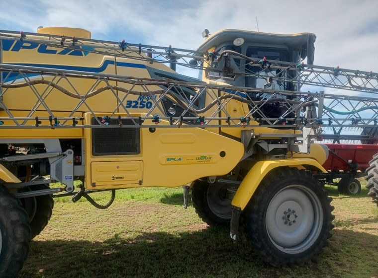 Pulverizadora Pla MAP II 3250, año 2008