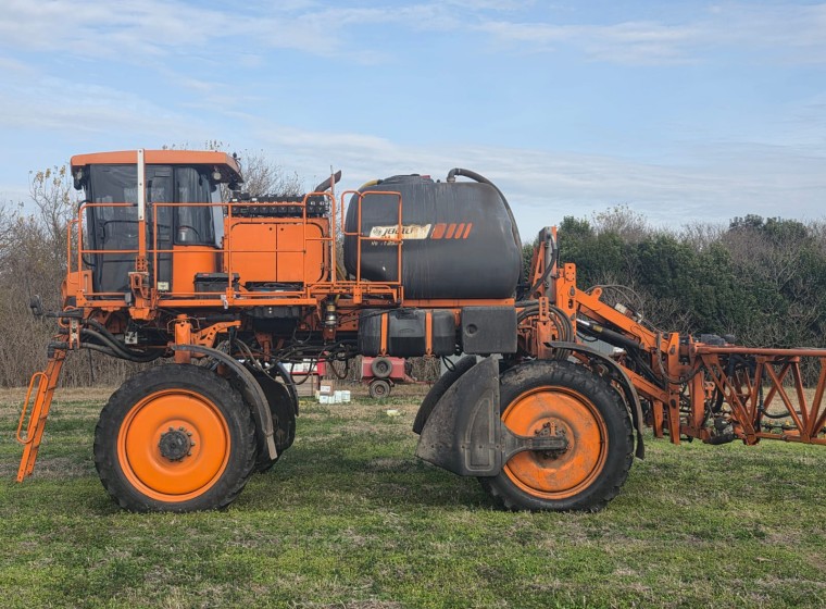 Pulverizadora Jacto 2530, año 2020