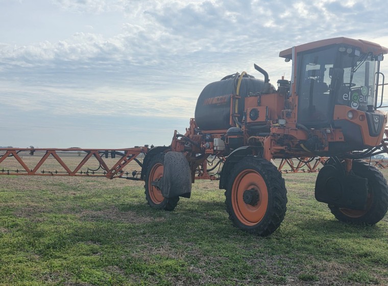 Pulverizadora Jacto 2530, año 2020