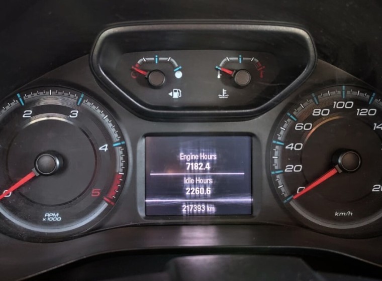Vehículo Chevrolet S10 LS, año 2017