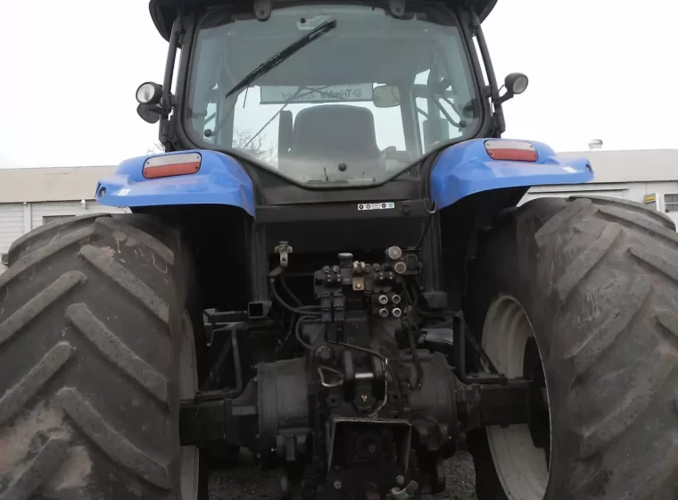 Tractor New Holland T7.240, año 2013