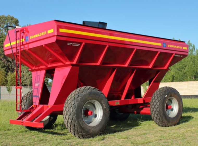 Tolva Bombassei 31000 lts, año 0