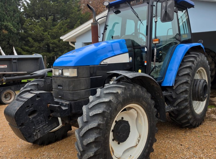 Tractor New Holland TS6040, año 2018
