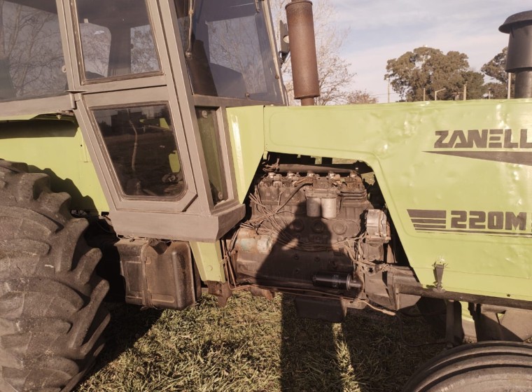 Tractor Zanello 220M, año 1