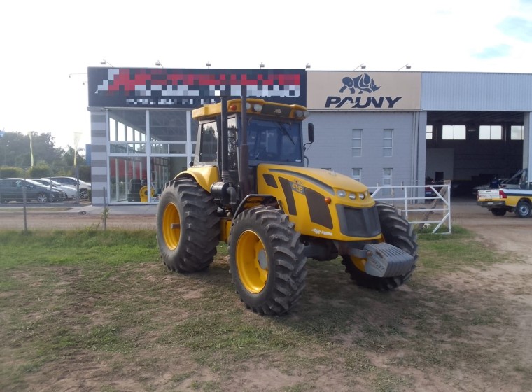 Tractor Pauny EVO 250 A, año 2016