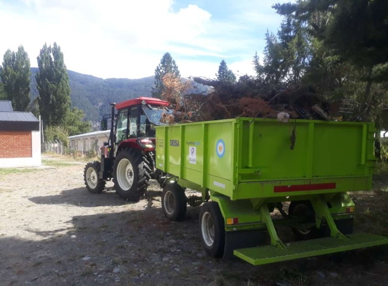 Tractor Chery RK 704, año 0