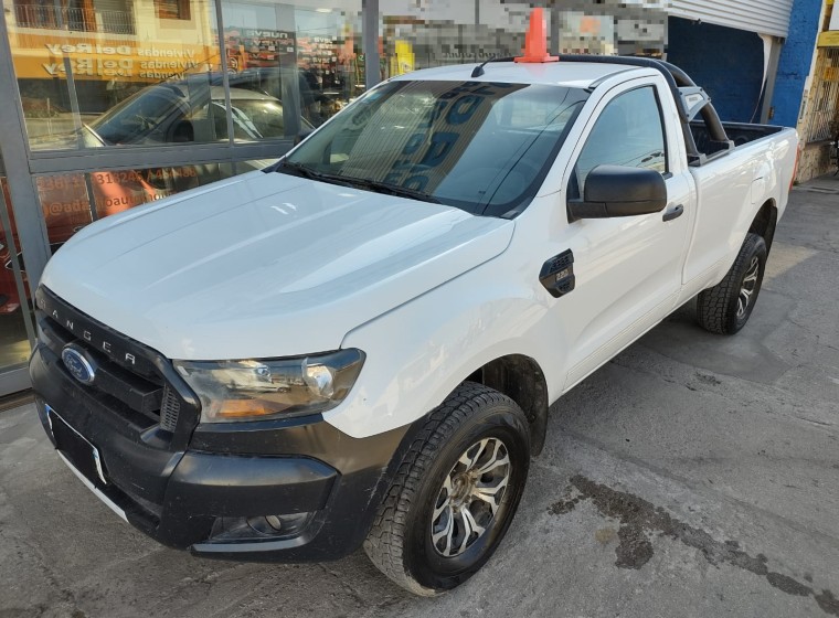 Pick-up Ford Ranger 4x2, año 2017