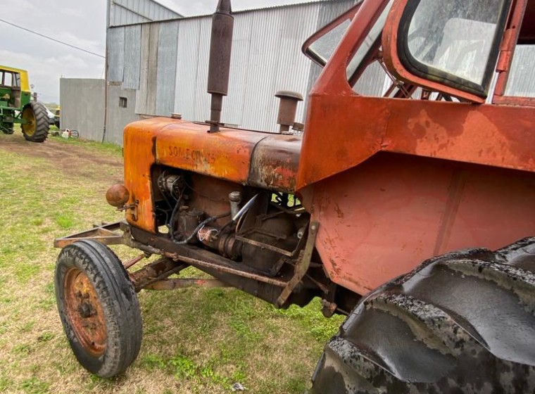 Tractor Someca 45, año 1