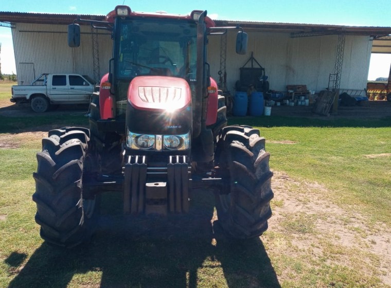 Tractor Case Farmall 110 JX, año 2019