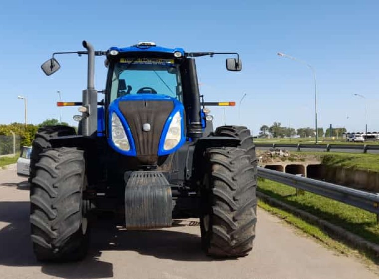 Tractor New Holland T8.350, año 2018