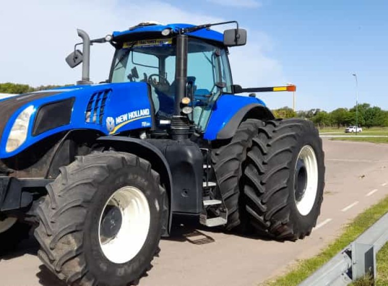 Tractor New Holland T8.350, año 2018