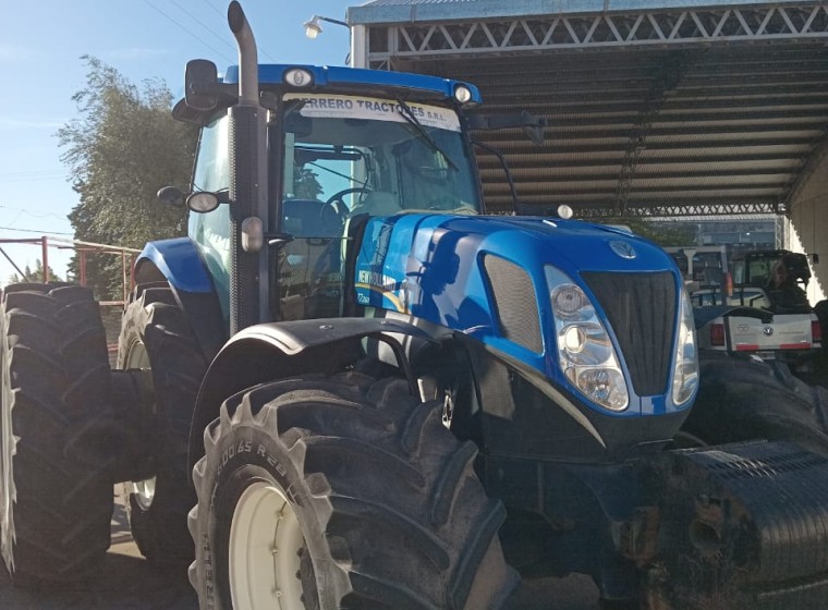 Tractor New Holland T7 260, año 2017