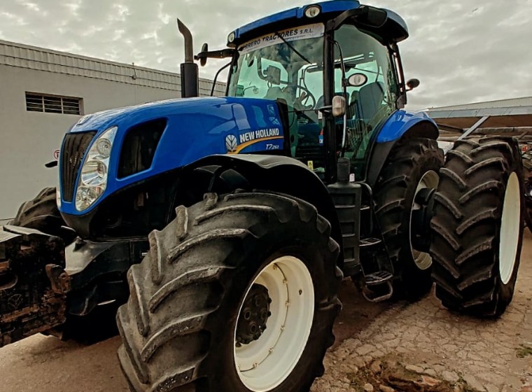 Tractor New Holland T7 260, año 2017