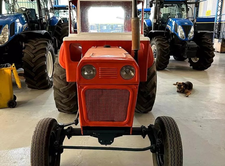 Tractor Fiat 650, año 1