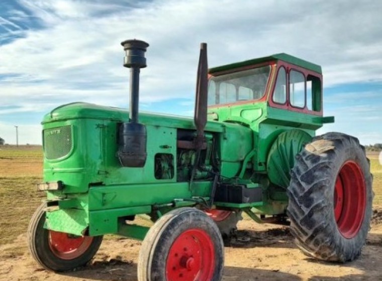 Tractor Deutz A70, año 1