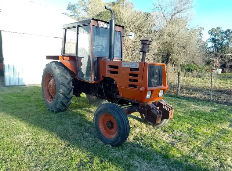 Tractor Zanello UP 100, año 1988