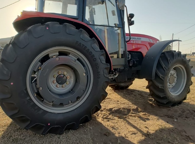 Tractor Massey Ferguson 4310E, año 0