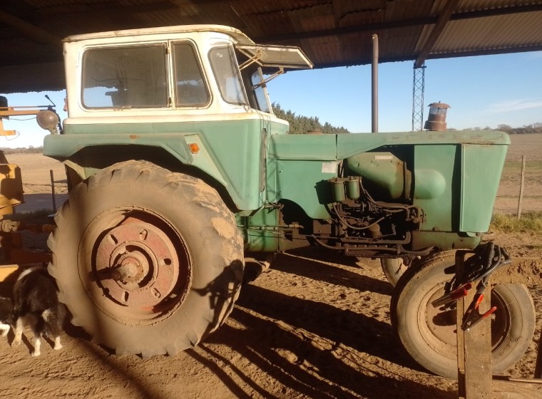 Tractor Deutz A65, año 1