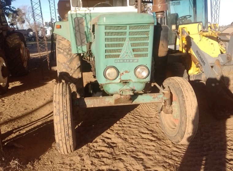 Tractor Deutz A65, año 1