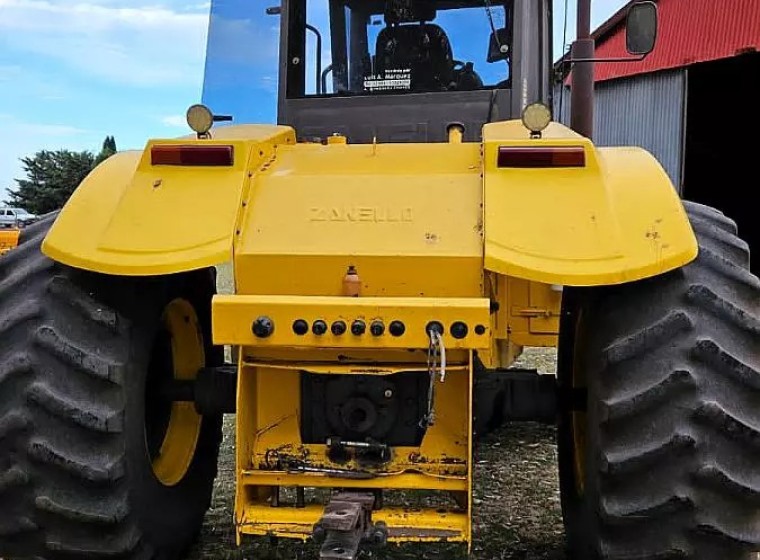 Tractor Pauny 500 C, año 2008