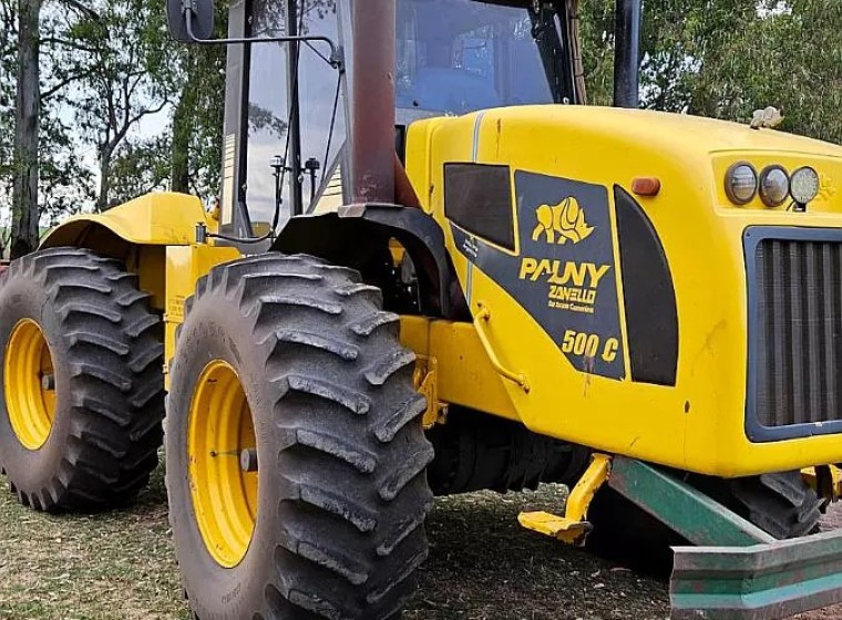 Tractor Pauny 500 C, año 2008