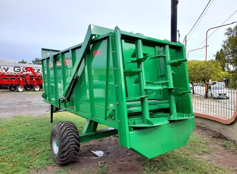 Fertilizadora Tecno Car DES 900, año 0