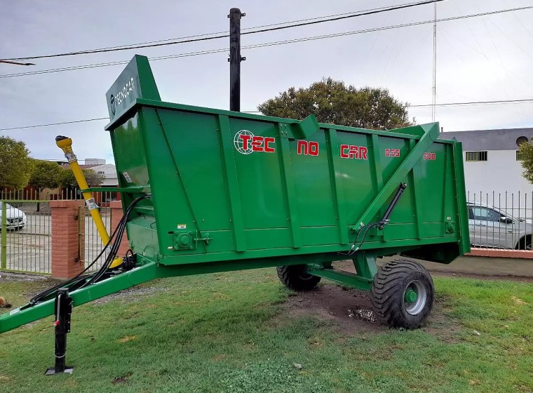 Fertilizadora Tecno Car DES 900, año 0