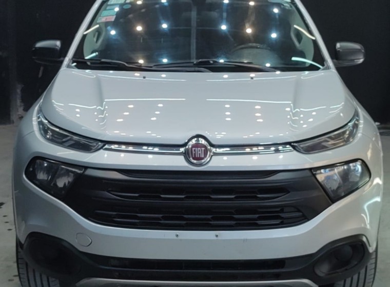 Vehículo Fiat Toro Freedom, año 2018